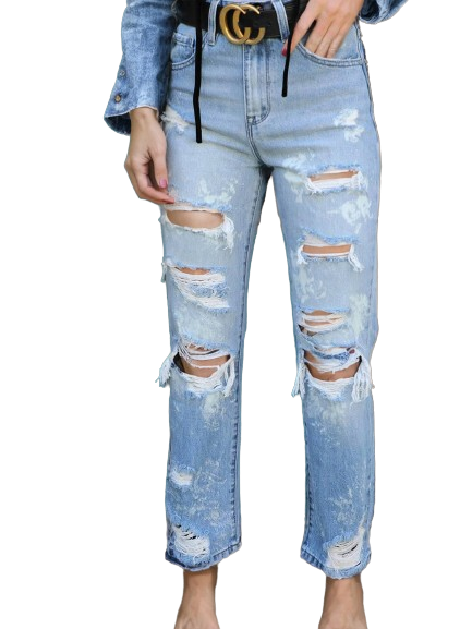 Edgy Essential Distressed Jeans